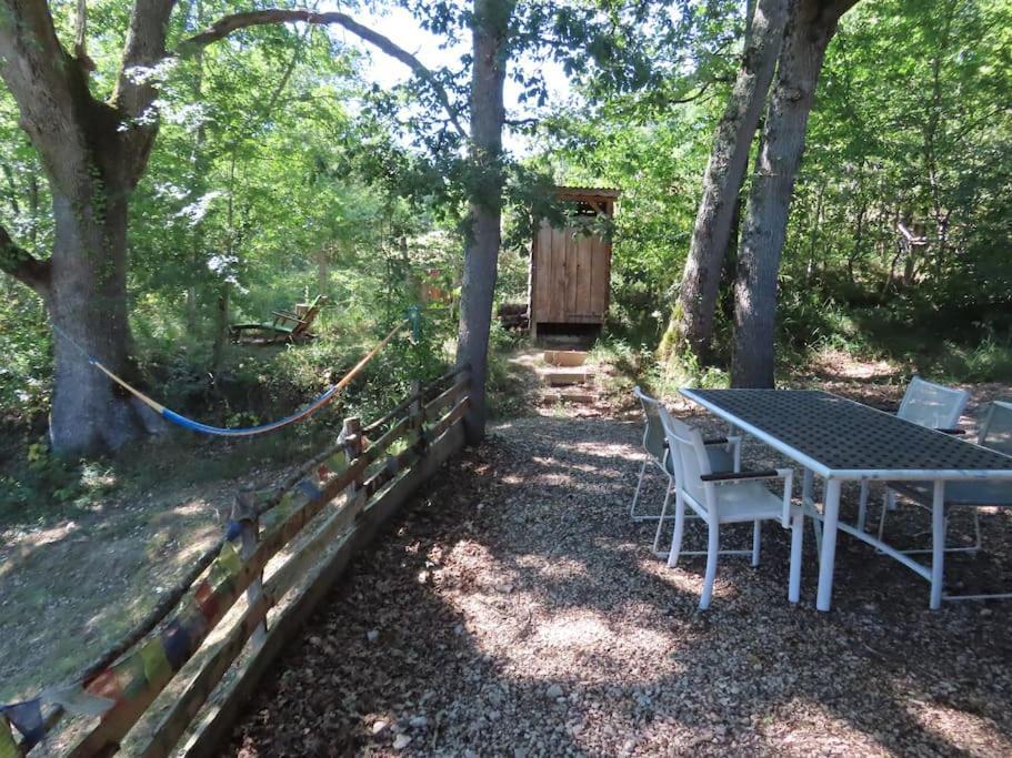 Cosy Cabane Montbrun-Bocage Exterior photo