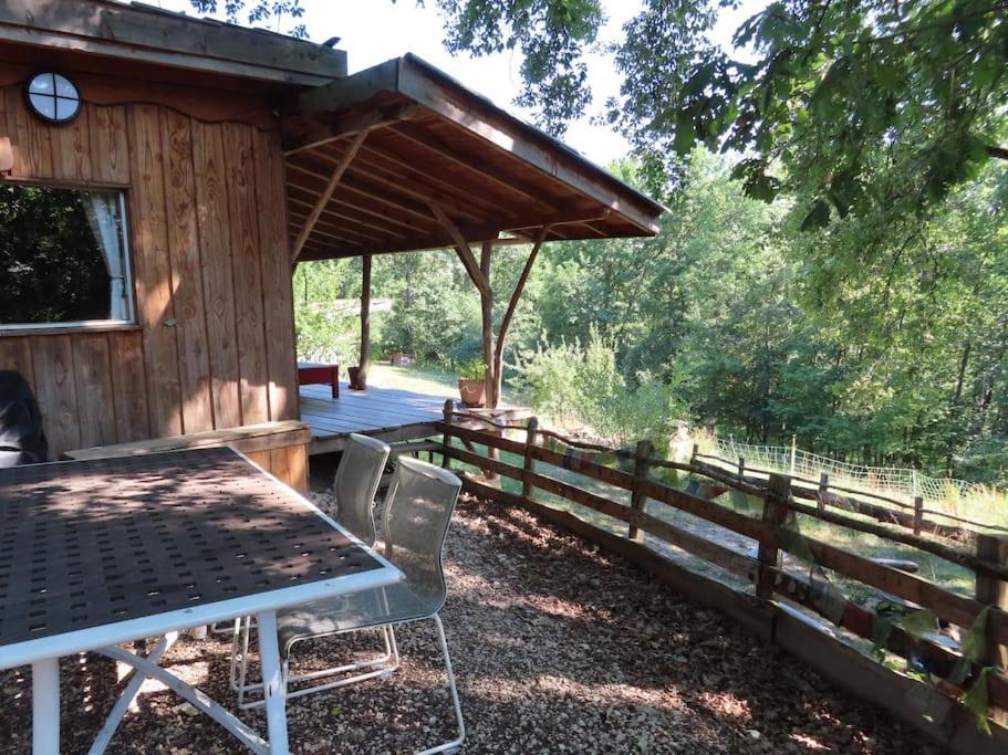 Cosy Cabane Montbrun-Bocage Exterior photo