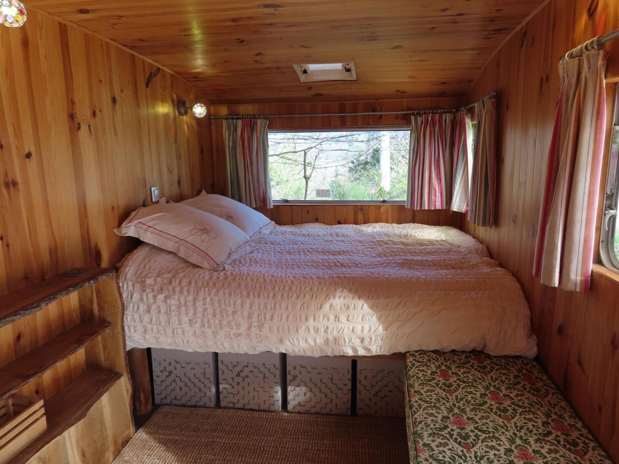 Cosy Cabane Montbrun-Bocage Exterior photo