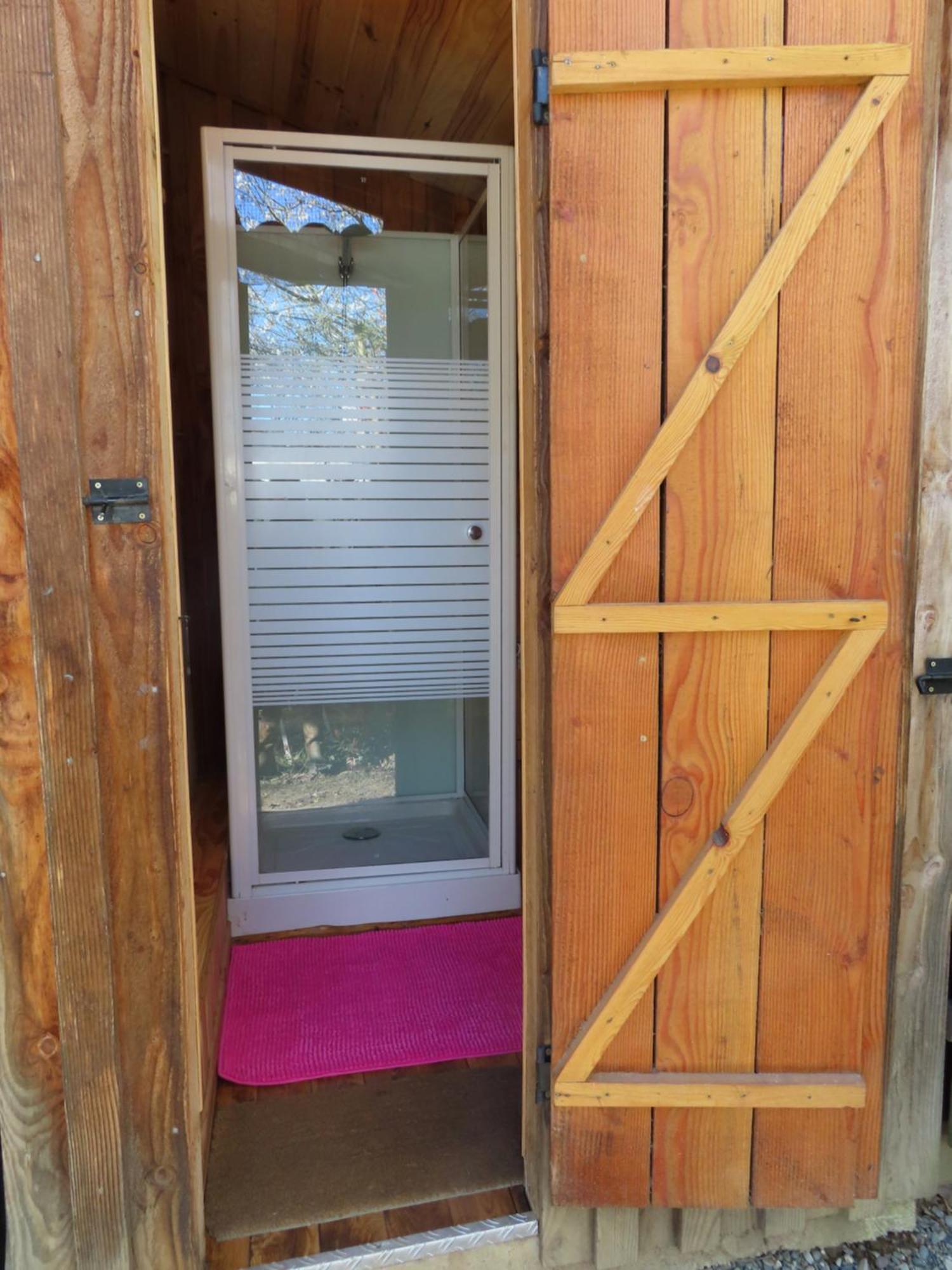 Cosy Cabane Montbrun-Bocage Exterior photo